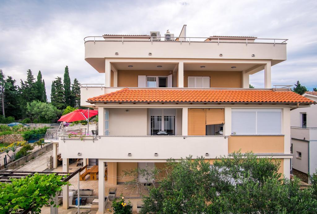 Apartments Vall Krk Town Luaran gambar