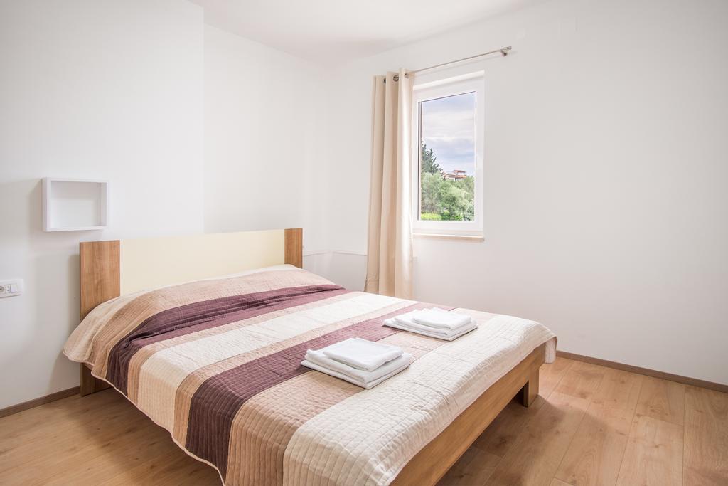 Apartments Vall Krk Town Luaran gambar