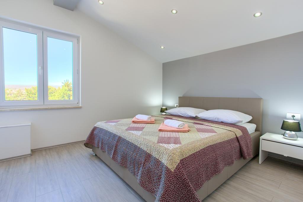 Apartments Vall Krk Town Luaran gambar