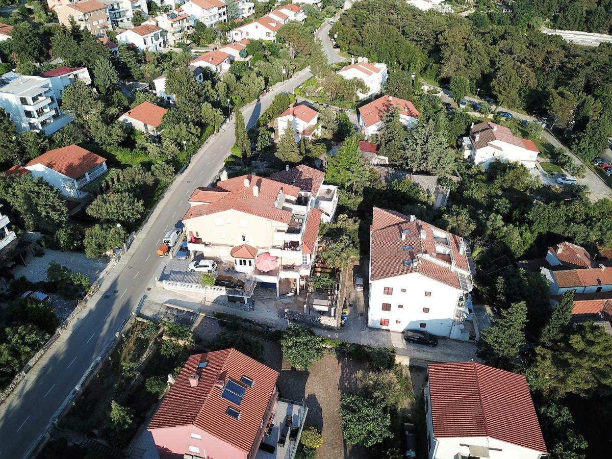 Apartments Vall Krk Town Luaran gambar