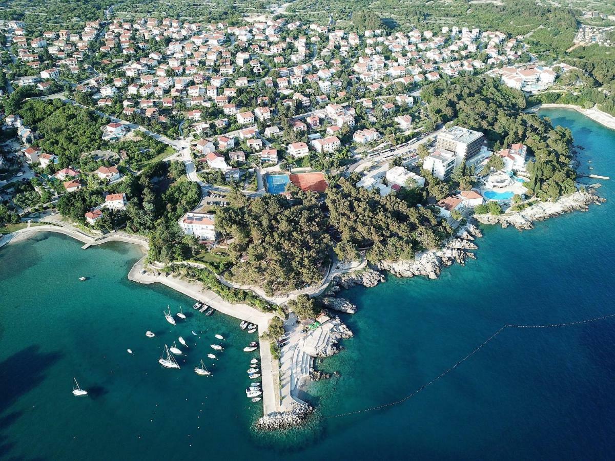 Apartments Vall Krk Town Luaran gambar
