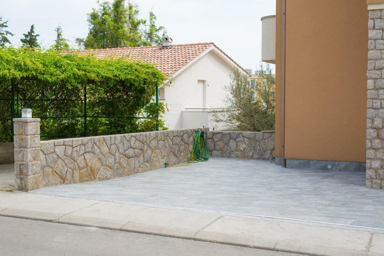 Apartments Vall Krk Town Luaran gambar